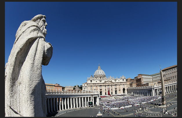 Vaticano califica de ‘criminales’ los abusos de sacerdotes en Pensilvania