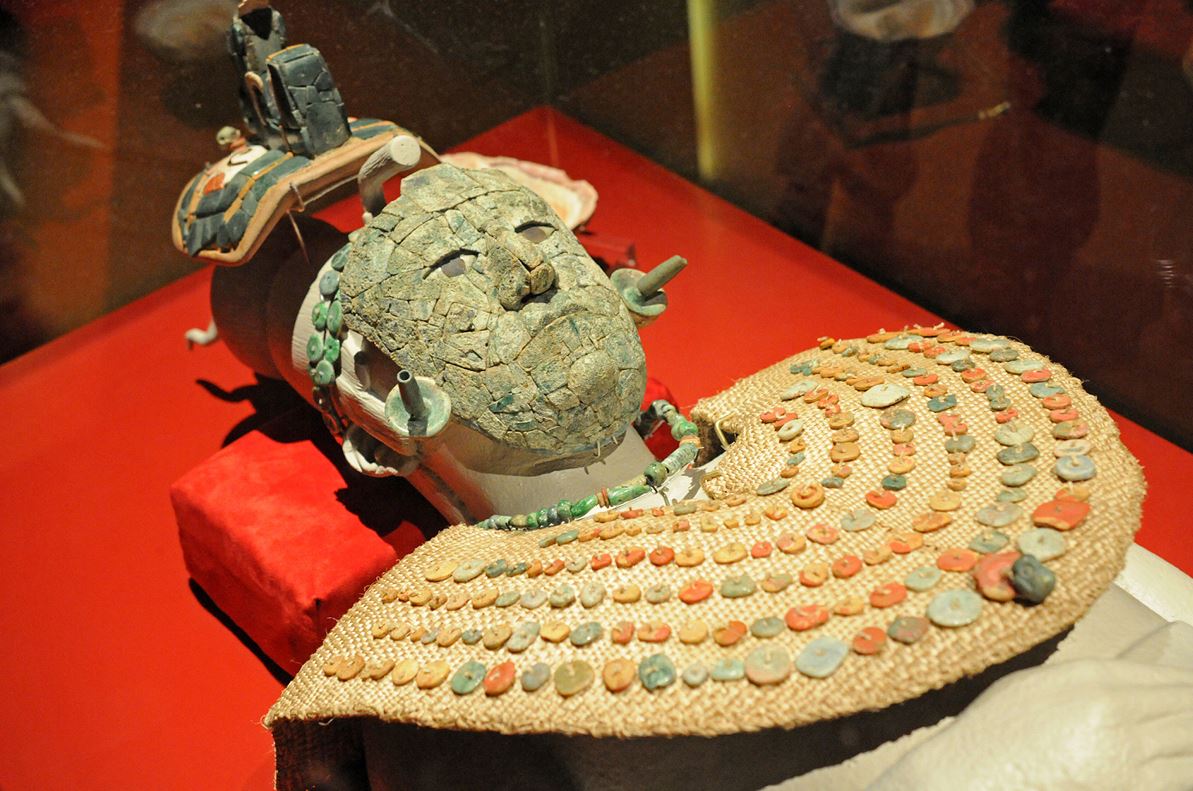 Museo del Templo Mayor exhibe ajuar de La Reina Roja