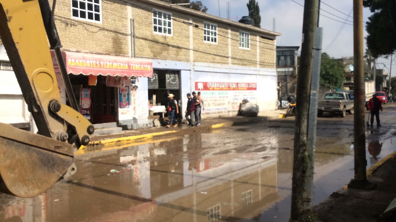 Lluvia del miércoles afecta a las vialidades de Nezahualcóyotl