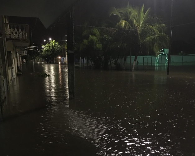 Lluvias causan inundaciones en el puerto de Veracruz