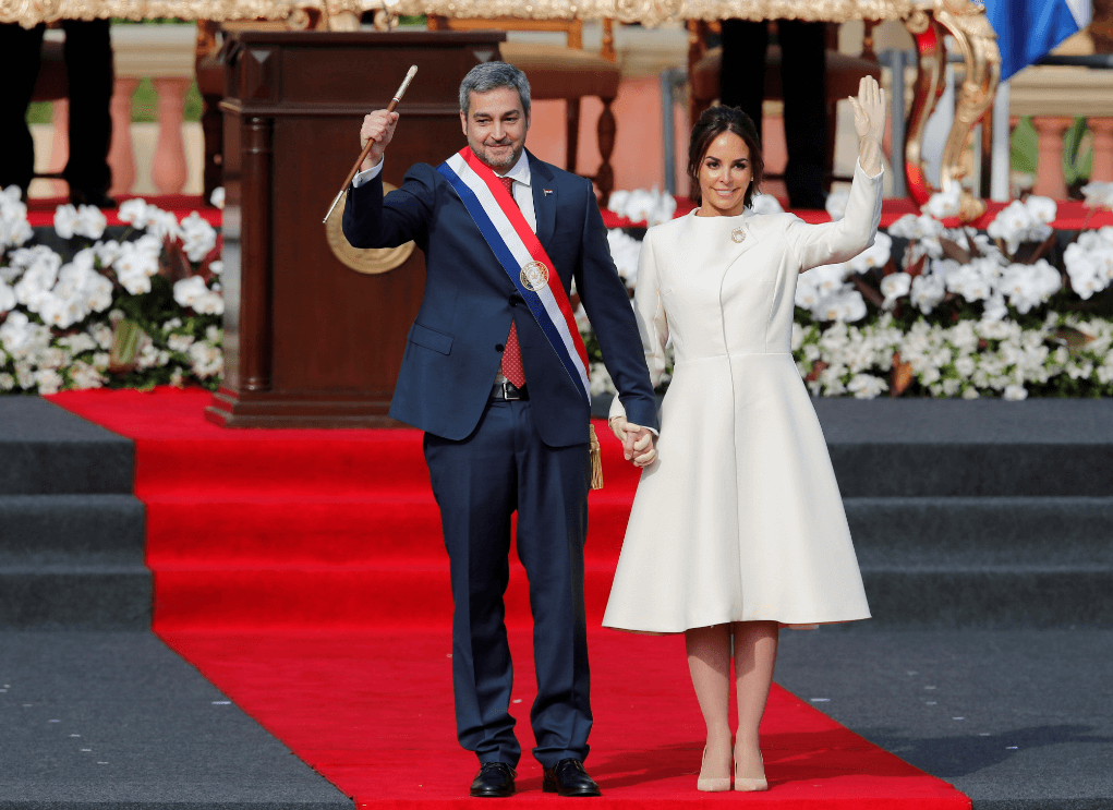 Paraguay estrena presidente; Mario Abdo Benítez jura a cargo