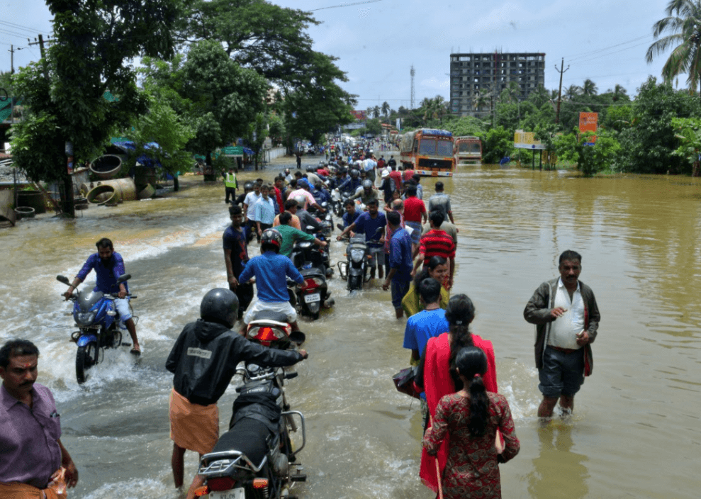 Inundaciones en India causan más de 300 muertos en tres meses