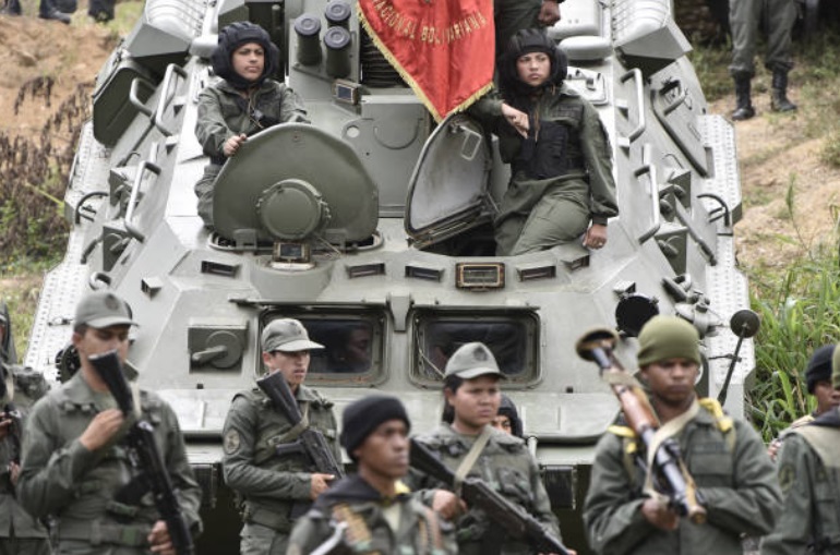 Venezuela niega incursión militar en Colombia