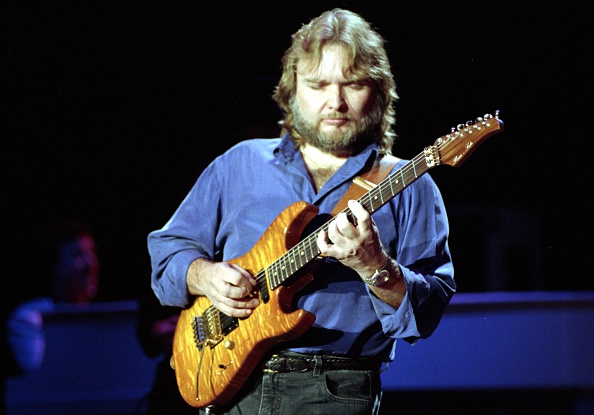Muere guitarrista Ed King, coautor de Sweet Home Alabama