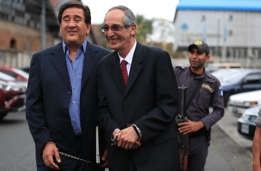 liberan expresidente guatemala pago fianza