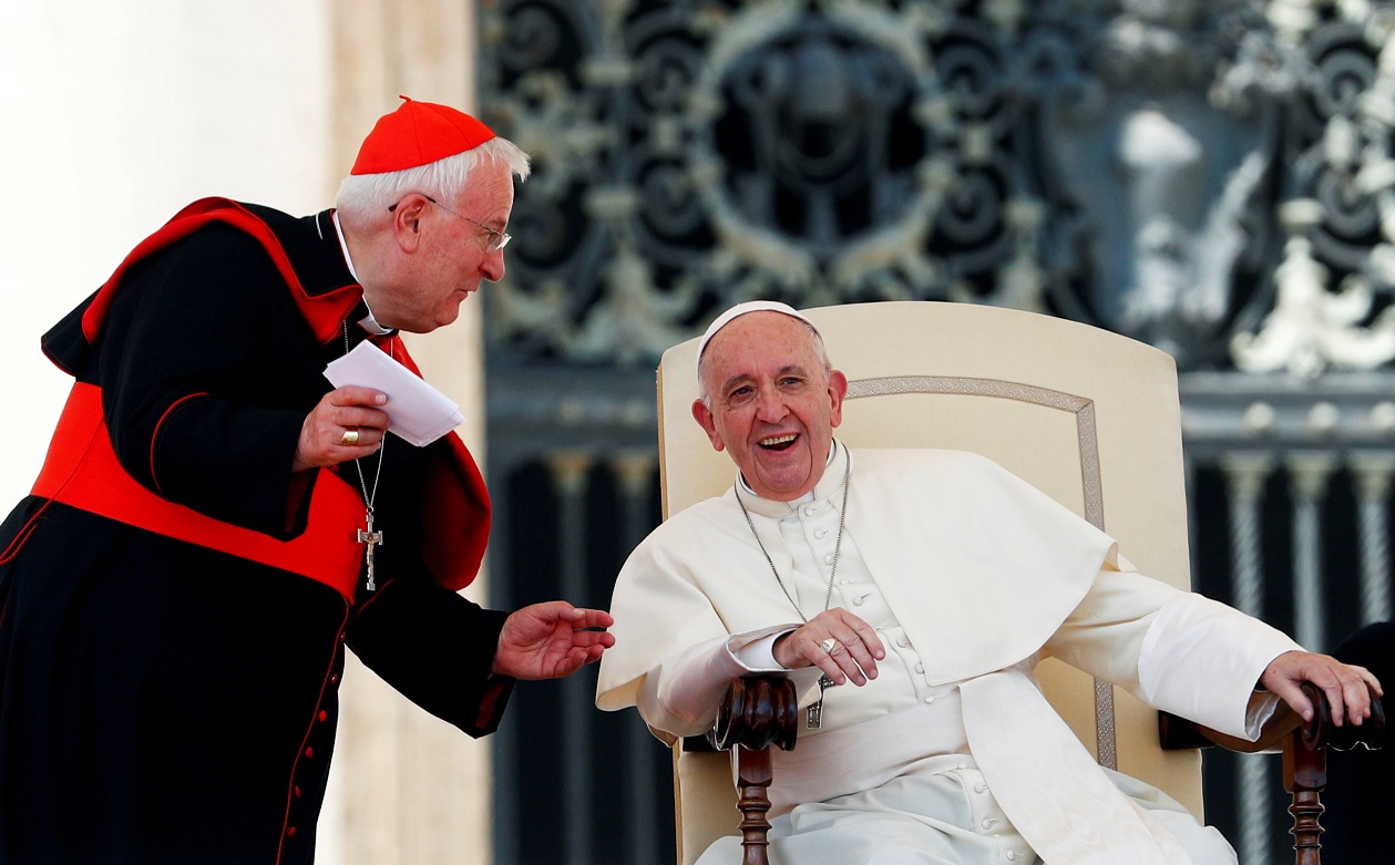 Papa exhorta a jóvenes a perseguir sus sueños