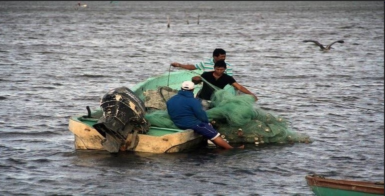 Buscan a pescadores desaparecidos en costas de Chiapas