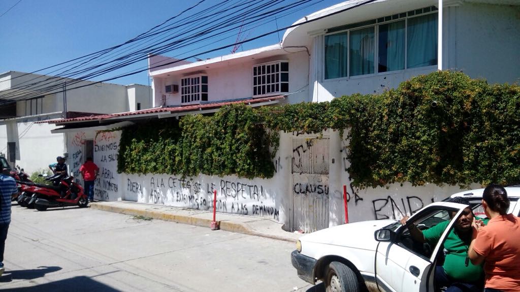 CNTE Guerrero: vandalizan oficinas educativas en Chilpancingo