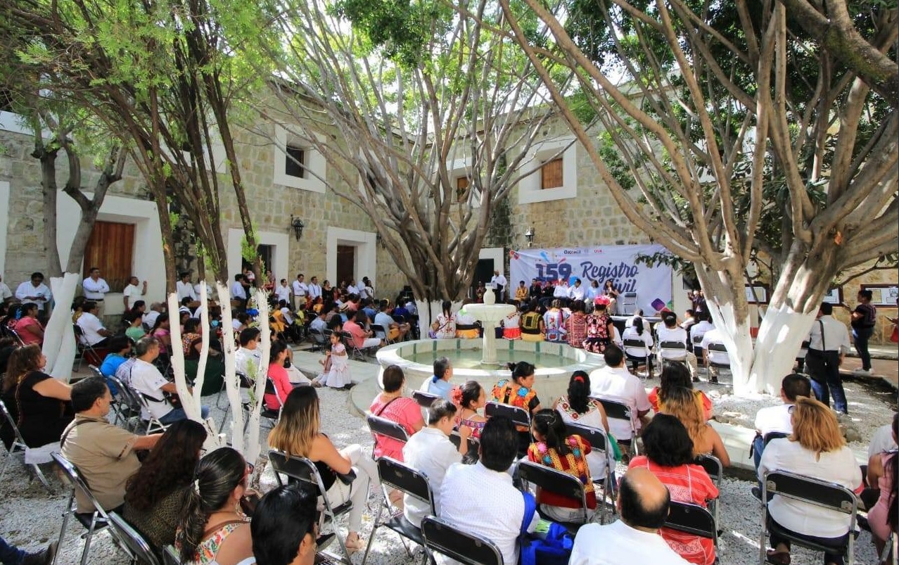 Registro Civil Oaxaca cumple 159 años realizan exposición