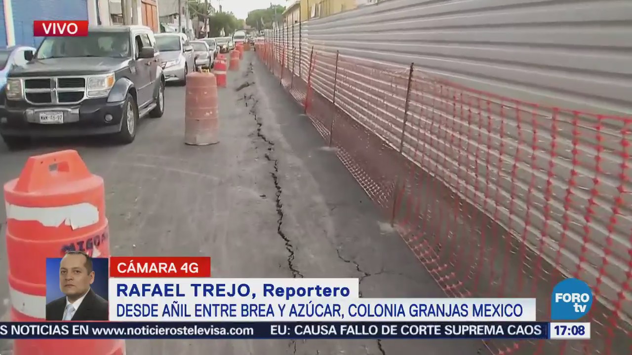 Reportan hundimiento en la calle Añil; vecinos culpan a las obras