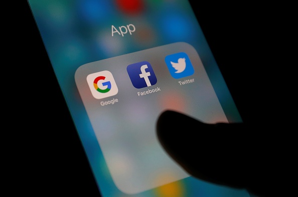 Senado celebrará audiencia con Alphabet, Twitter y Facebook