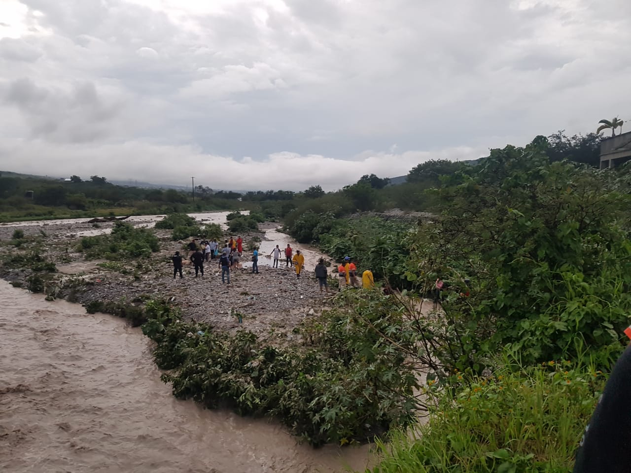 Suman tres muertos por tormenta tropical ‘Ileana’ en Guerrero
