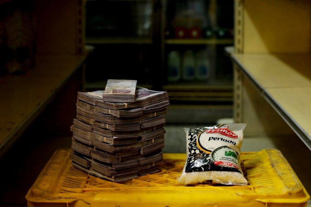 Un kilo de arroz o de pasta tiene un costo de dos millones y medio de bolívares, equivalente a casi 200 pesos