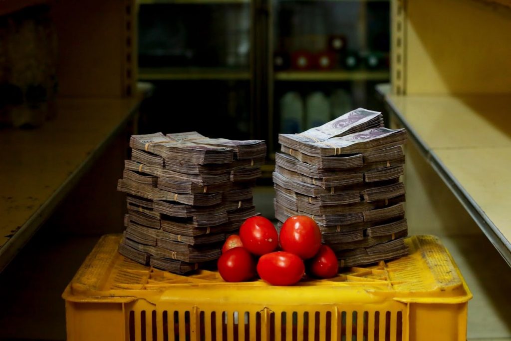 Un kilo de tomates tiene un valor de 5 millones de bolívares, equivalente a 0.76 dólares