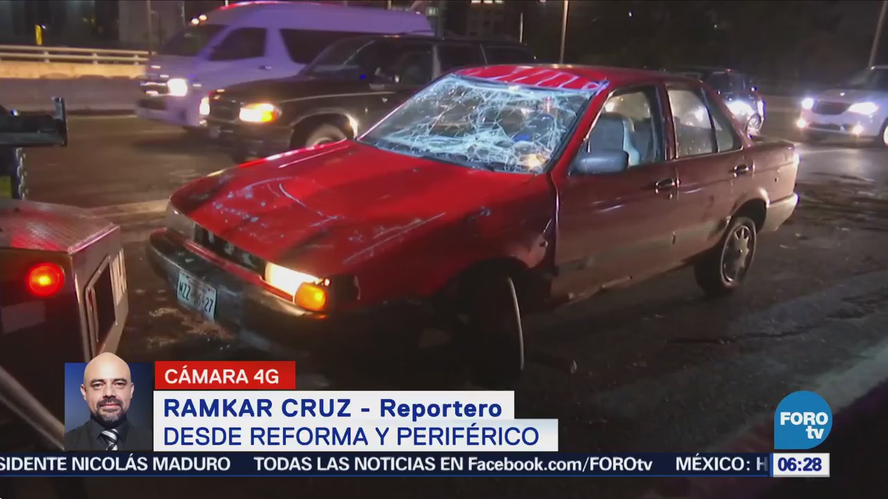 Vuelca vehículo particular en Reforma y Periférico, CDMX