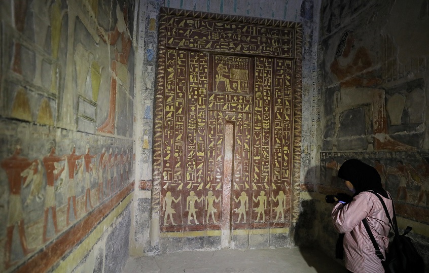 Abren al público por vez primera tumba de cuatro mil años en Egipto