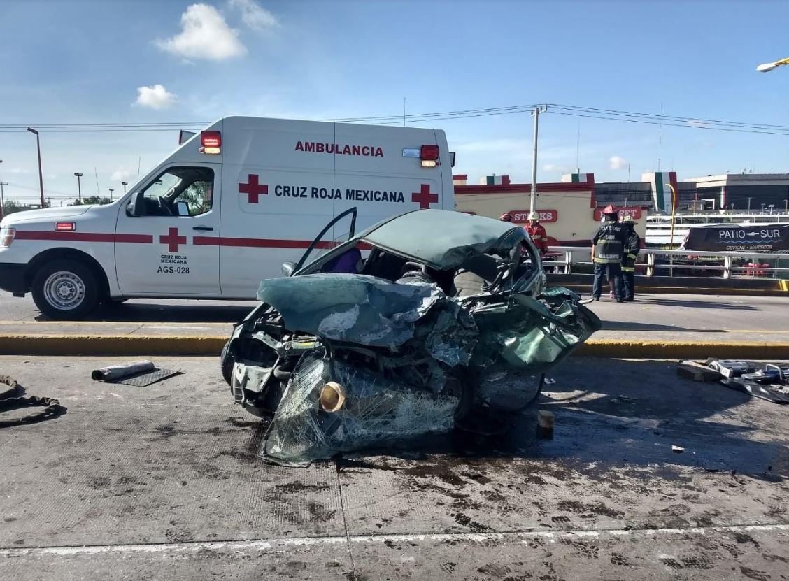 Accidente carretero dejas 4 lesionados en Aguascalientes