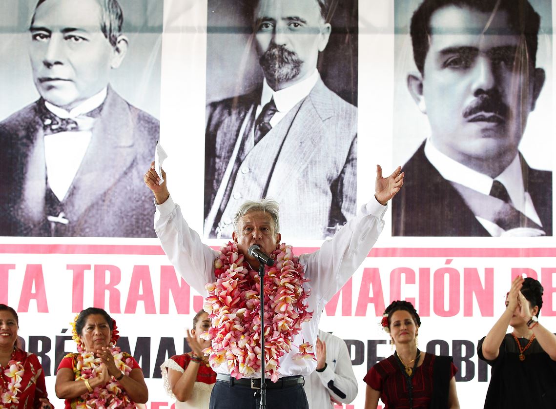 López Obrador presenta su Plan Nacional de Reconstrucción