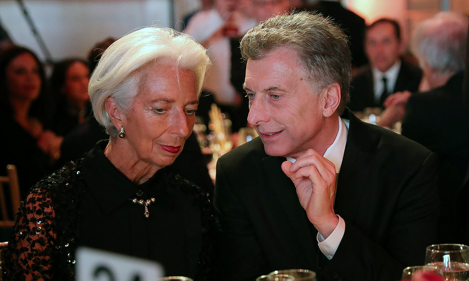 FMI amplía fondos para Argentina por 7 mil 100 mdd