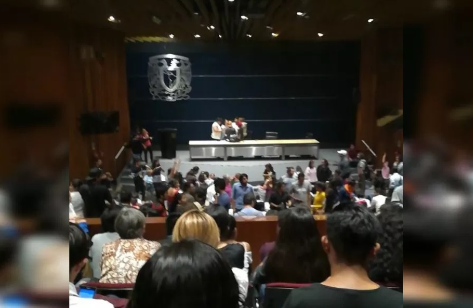 UNAM: Concluye asamblea universitaria tras 19 horas