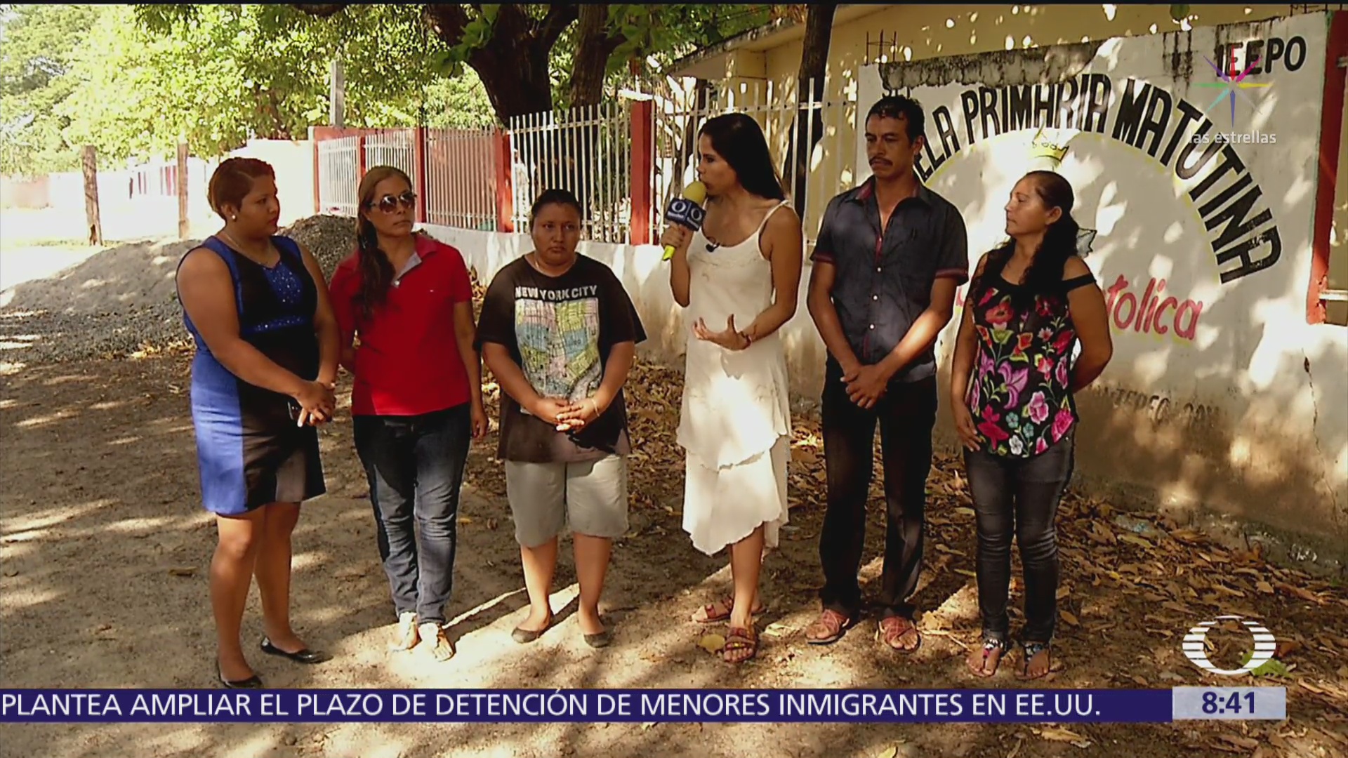 Comité de Padres de Familia construyen aulas temporales en Tehuantepec