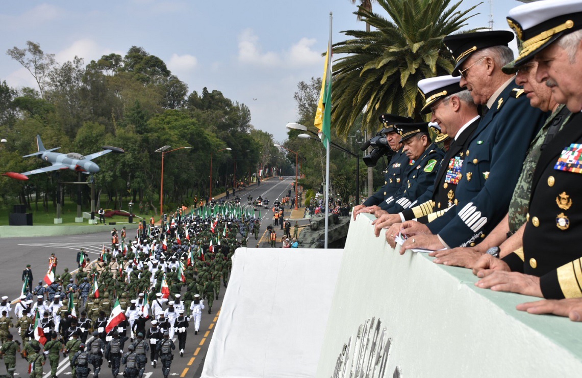 Fuerzas Armadas ensayan para desfile del 16 de septiembre
