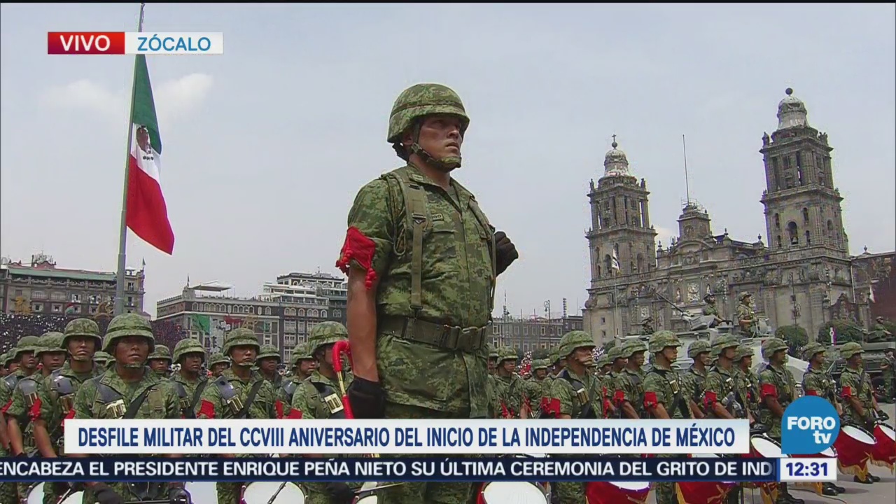 Desfile Militar Aniversario Independencia México Zócalo