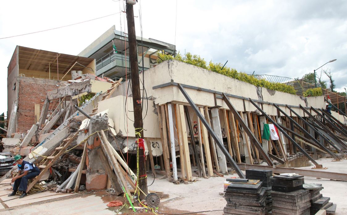 Inicia segunda etapa de demolición del colegio Rébsamen