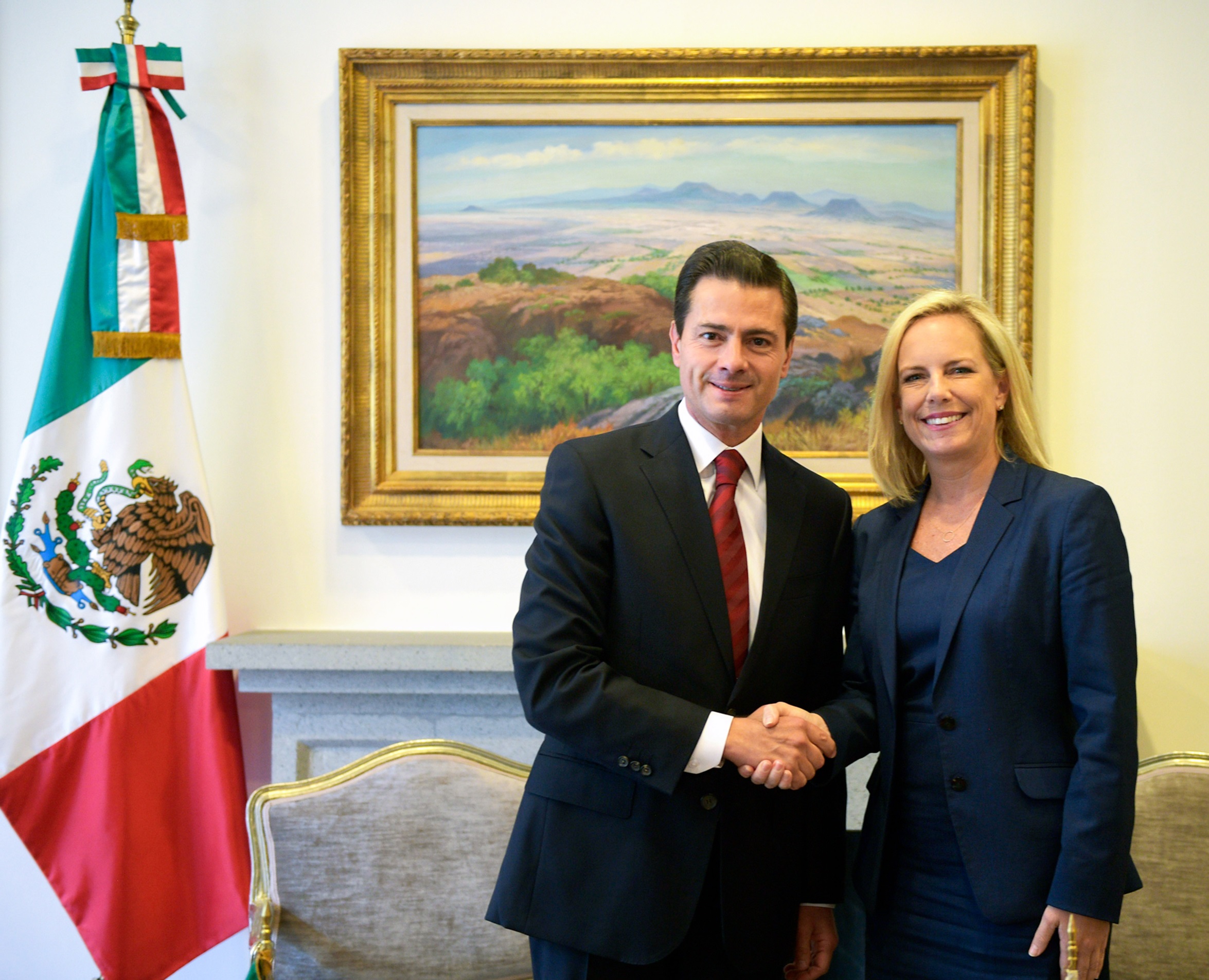 Peña Nieto y secretaria Nielsen dialogan sobre migración