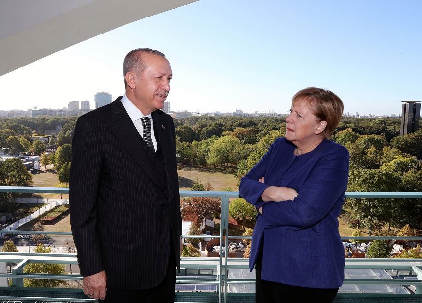 Visita de Erdogan a Alemania evidencia profundas diferencias