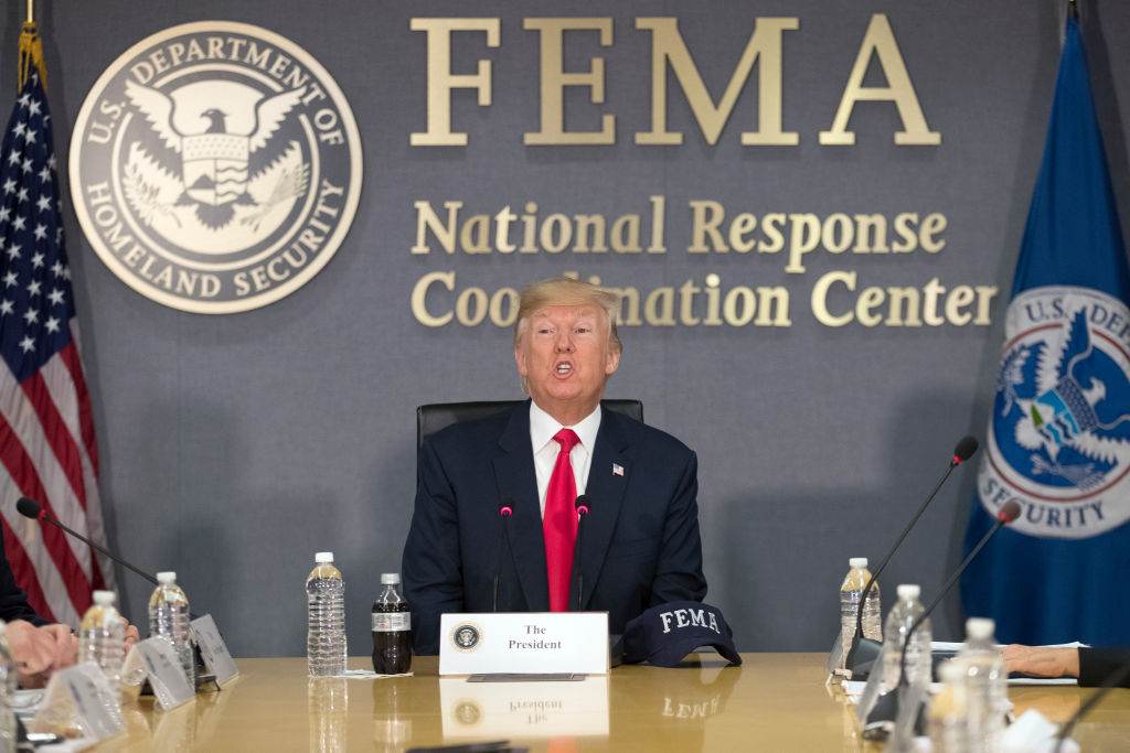 Huracán Florence: Estados Unidos pasa fondos de FEMA a ICE