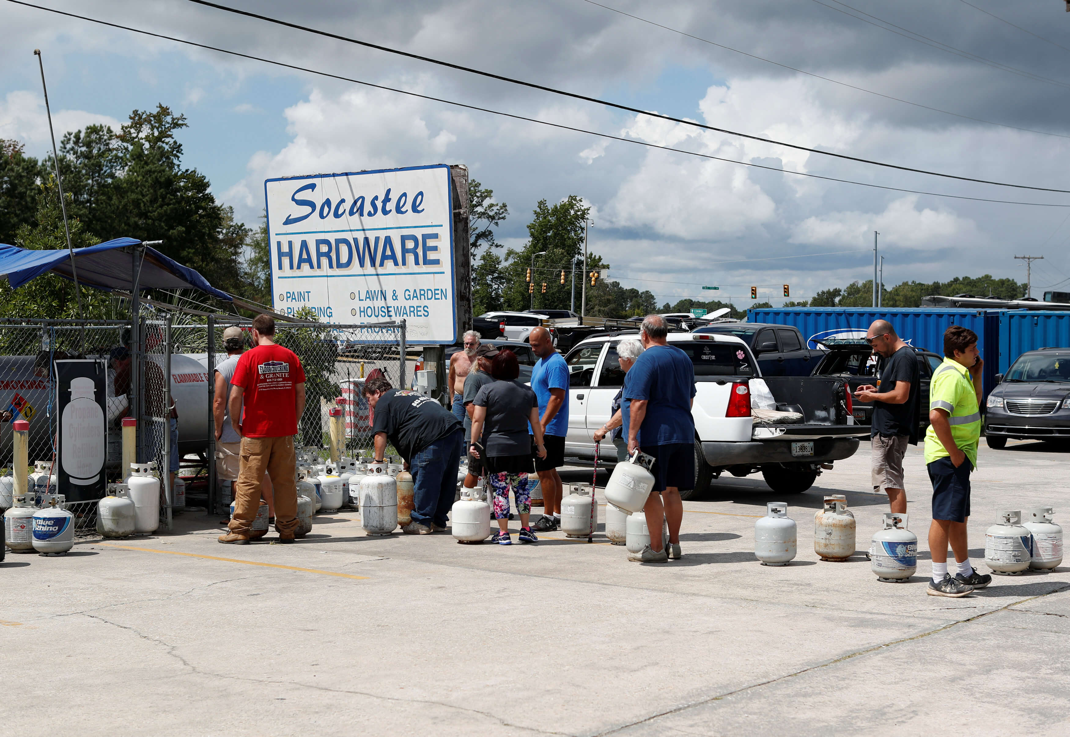Huracán Florence: Evacuan a miles en Carolina del Sur