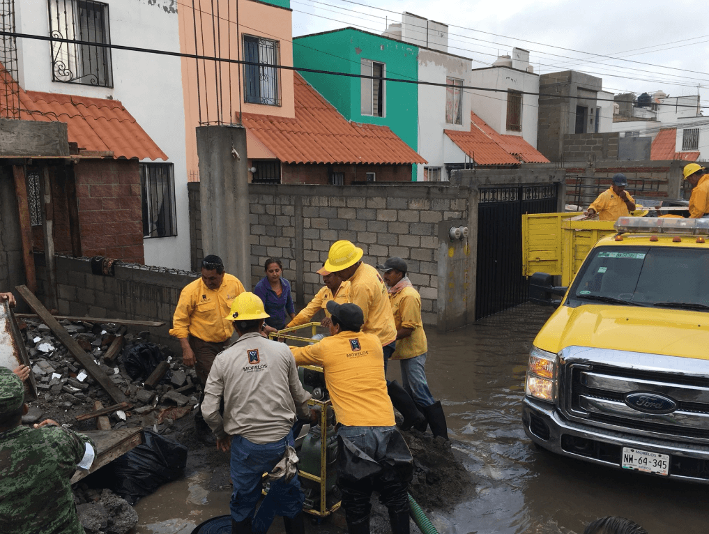 Inundaciones afectan al menos 15 colonias de Jojutla, Morelos