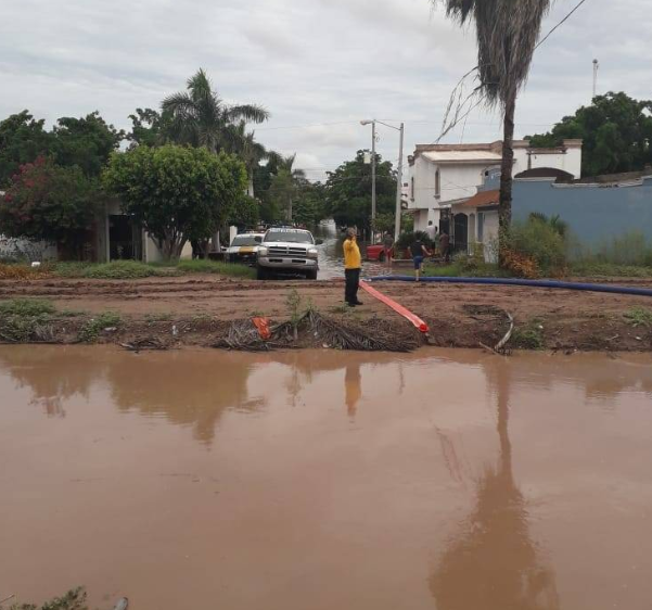 Lluvias intensas afectan Sinaloa, Jalisco, SLP y Querétaro, hay un muerto