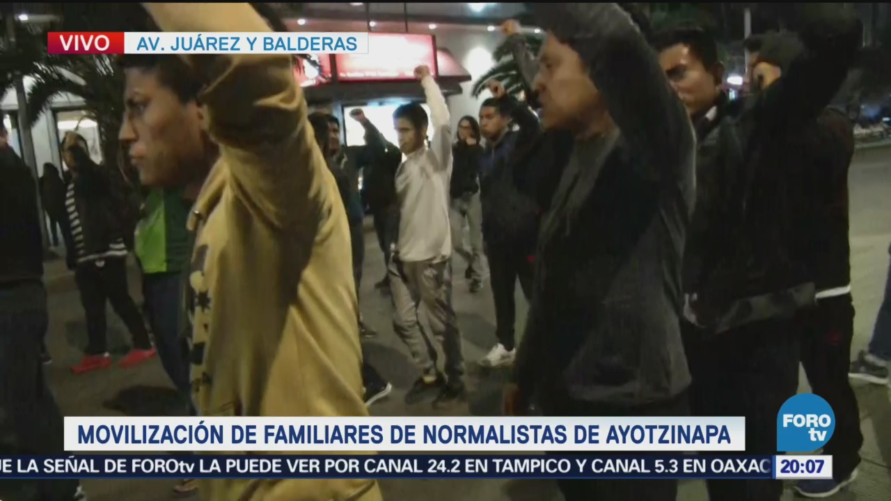 Normalistas Ayotzinapa Marchan Cdmx Manifestaciones Tortuga Desparecidos