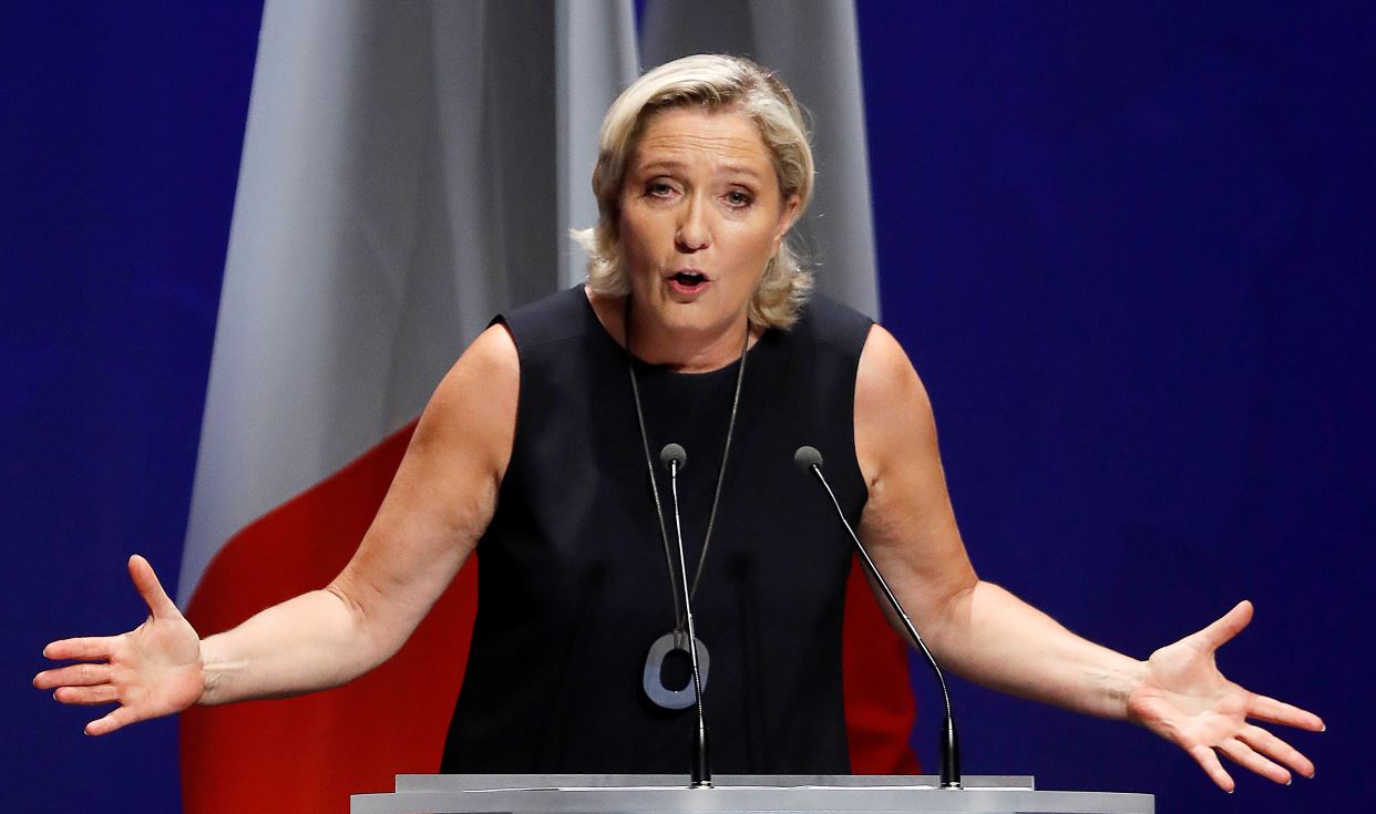 Le Pen insta a unión de nacionalistas para elecciones europeas
