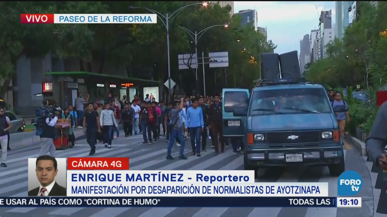 Manifestación Desaparecidos Ayotzinapa Sin Incidentes CDMX