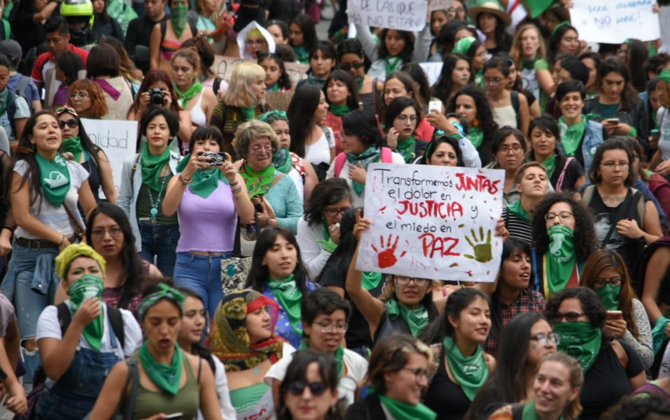 Contra el aborto marchan en la CDMX