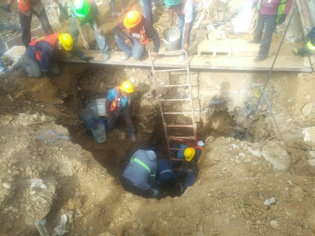 Muere trabajador tras colapsar construcción en Oaxaca