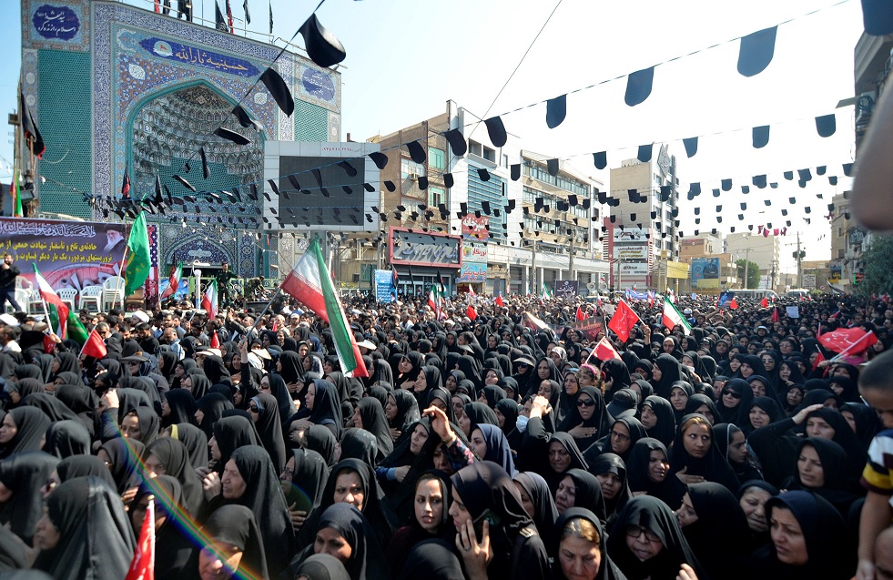 Irán realiza funerales de víctimas del atentado en Ahvaz