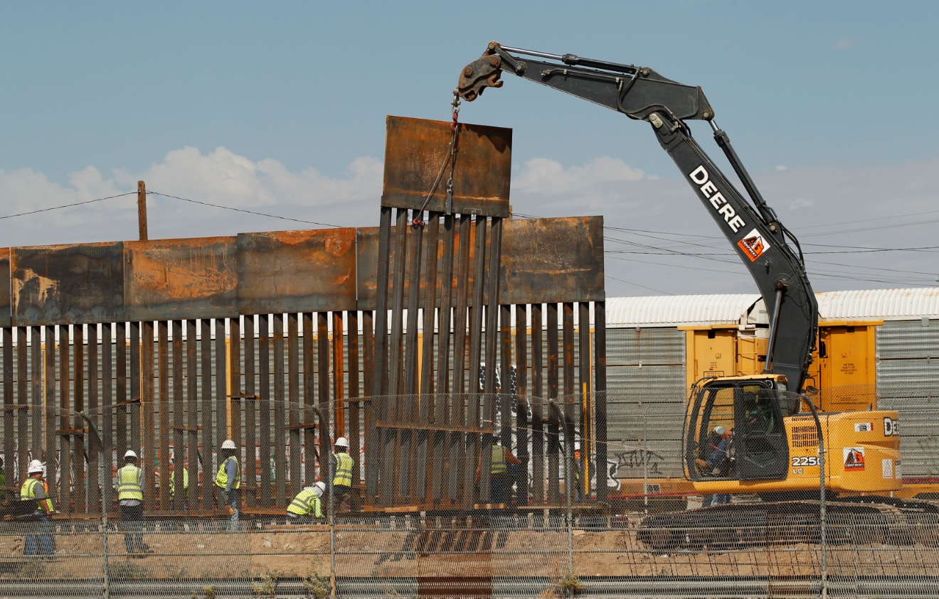 Inicia construcción del muro entre EU y Ciudad Juárez, Chihuahua