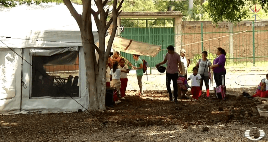 Sismo 19S: En Morelos, los damnificados viven en carpas y el Hospital del IMSS en Cuautla aún debe ser recostruido (Noticieros Televisa)
