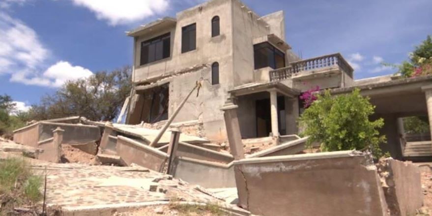Grieta afecta viviendas en región de la Mixteca de Oaxaca