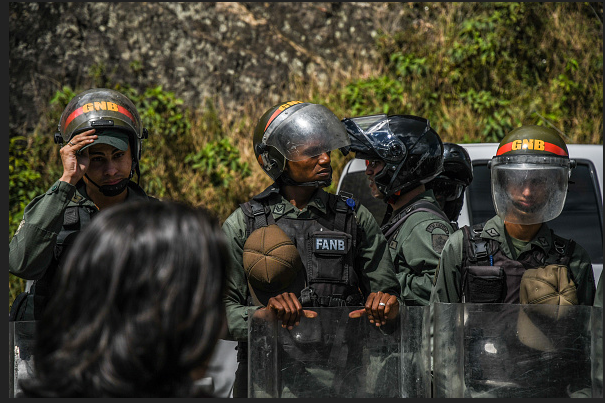 Colombia protesta ante Venezuela por incursión de militares