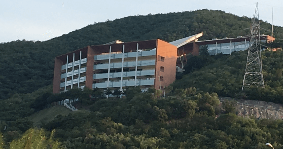 Estudiante se suicida en Prepa Tec Valle Alto de Monterrey, confirma la institución