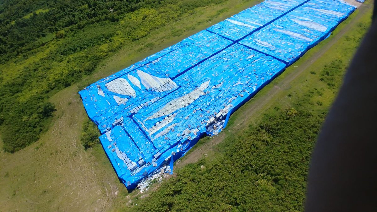 Puerto Rico: Hallan miles de botellas de agua abandonas