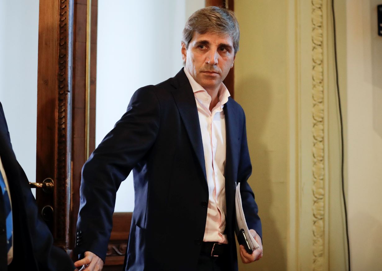 Renuncia Luis Caputo, presidente del Banco Central de Argentina