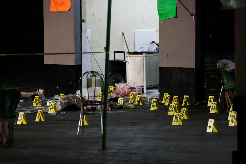 Aumenta a 5 cifra de muertos por tiroteo en Plaza Garibaldi