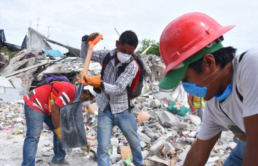 Sociedad civil, protagonista de solidaridad ante la emergencia del sismo