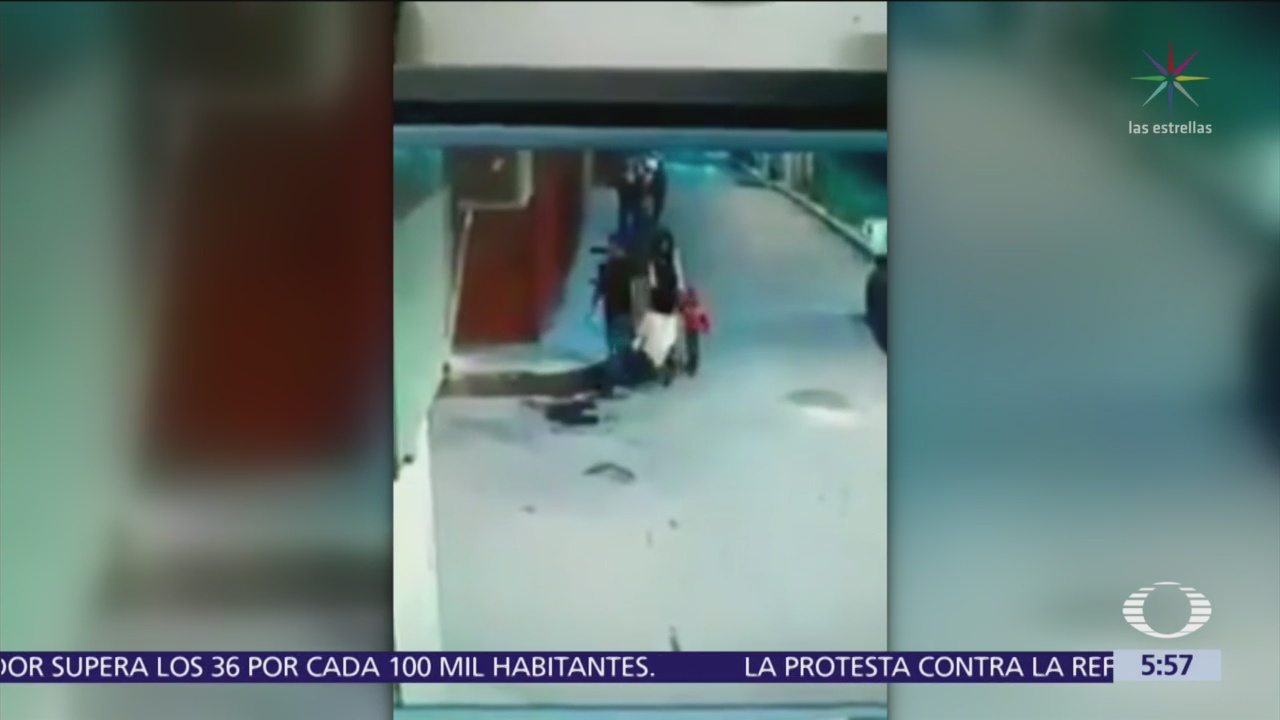 Taxista evita agresión de hombre contra una mujer en Xochimilco